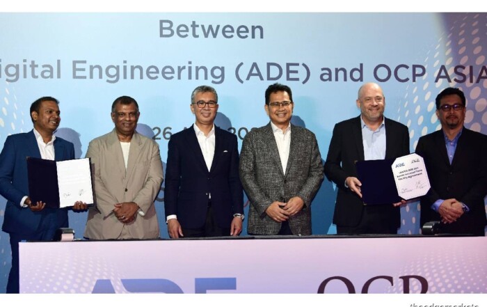 (From left) Asia Digital Engineering (ADE) chief executive officer Mahesh Kumar, Capital A Bhd CEO Tan Sri Tony Fernandes, Investment, Trade and Industry Minister Tengku Datuk Seri Zafrul Abdul Aziz, ADE chairman Datuk Hisham Othman, OCP Asia founding partner Teall Edds, and Civil Aviation Authority of Malaysia CEO Captain Norazman Mahmud (Photo by Patrick Goh/The Edge)